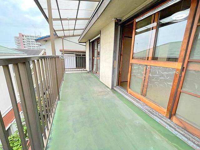 バルコニー