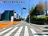 外観：前面道路