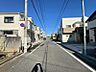 外観：前面道路含む現地写真