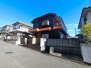 隣り合う家との間隔にゆとりを持たせた配棟計画、高台の立地による豊かな眺望…。