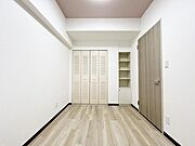子ども部屋にもクローゼットがあるので、早くから「自分で片付け」の習慣が身につけられます。