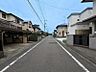 外観：前面道路