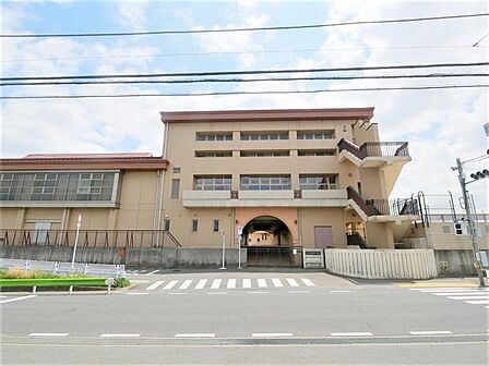 町田市立忠生中学校 まで880m※2037年度に小山田中学校と統合予定。