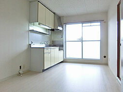 ヴィラ瑞穂 2階3LDKのリビング/ダイニング