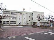 甲南第一小学校まで2130m