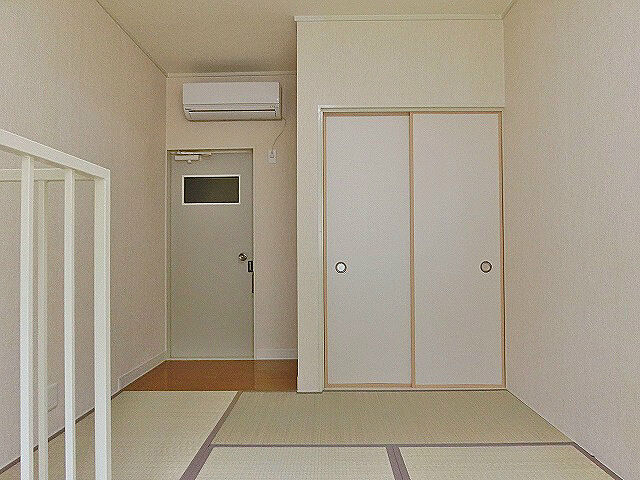 寝室
