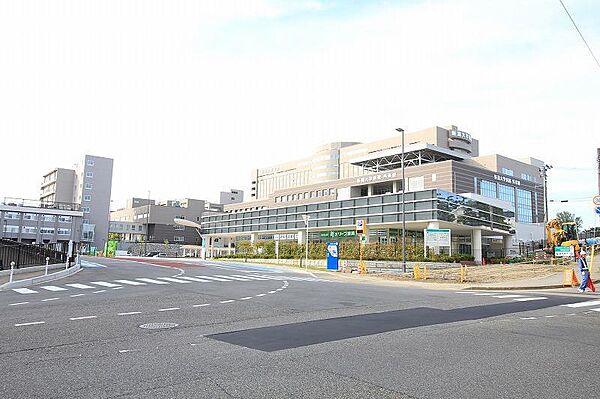 画像27:新潟大学医歯学総合病院(949m)