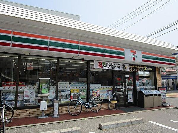 画像24:セブンイレブン新潟信濃町店(718m)