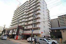 万代ホームズ（806）  ｜ 新潟県新潟市中央区万代2丁目（賃貸マンション3LDK・8階・69.12㎡） その1