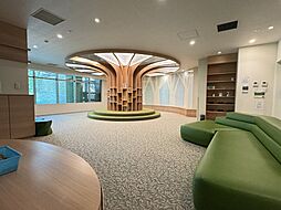 【クリエイティブキッズガーデン】親子でくつろげる親子カフェや幼児を遊ばせることができる幼児コーナーもご用意しました