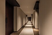 【内廊下】上質な迎賓空間を演出する、ホテルライクな内廊下設計
