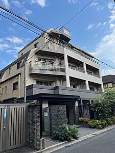 外観：3駅5路線利用可能な好立地