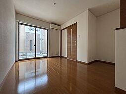 PROFIA　A 102 2階2LDKのリビング/ダイニング