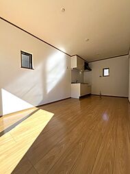 レイクウッド 110 2階2LDKのリビング/ダイニング