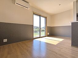 Ivory Heim（アイボリーハイム） 108 2階2LDKのリビング/ダイニング