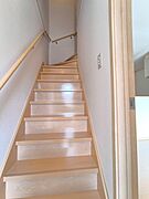 戸建て感覚の階段
