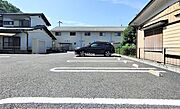敷地内に駐車場がございます。