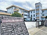 小山市立間々田東小学校（336m）