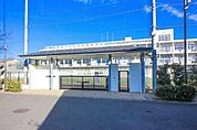 足立区立千寿双葉小学校 770m