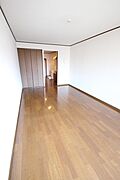 家具の配置がしやすいお部屋です。