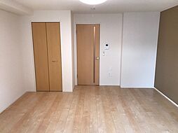 スプレンダー.inh 102 1階1Kのリビング/ダイニング