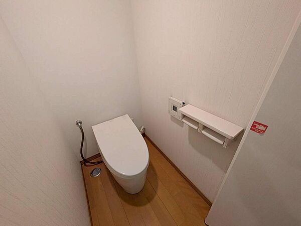 トイレを拡大表示