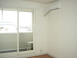 トゥインクルEVATA　B棟 201 2階2LDKのリビング/ダイニング