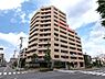 外観：【外観】対象住戸は赤線で囲んだ位置です。12階建ての9階、南向きで川越街道に面しています。上層階は住戸が減り、それによりできたルーフバルコニー付きのお部屋です。