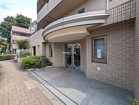 南向きのお部屋で陽当りポカポカ。