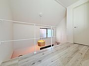 【ロフト】まるで秘密基地のような感覚にもなるロフト。ロフトにいると小さい頃のようになんとなくワクワクしてきませんか？