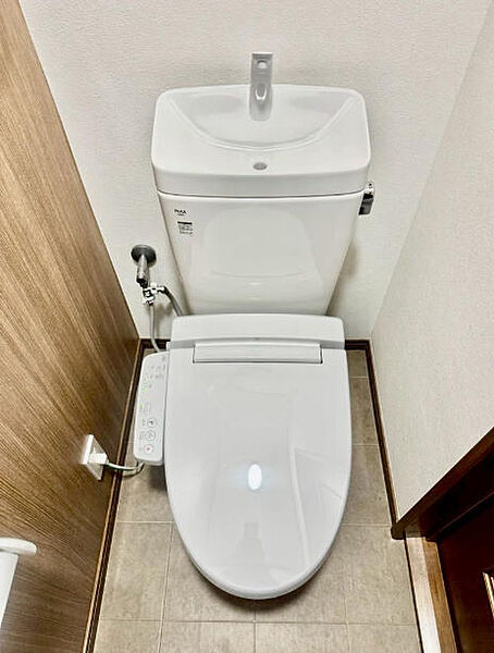 トイレを拡大表示