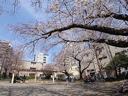 駅前町公園