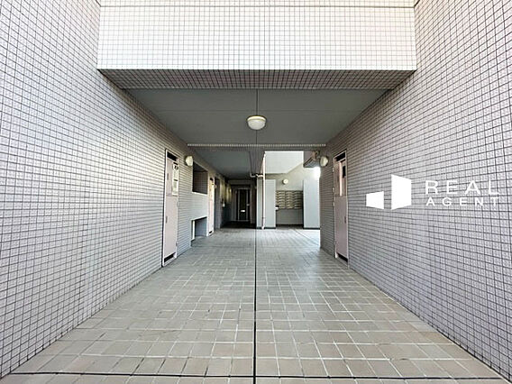 現地までのアプ...