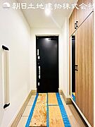 【玄関】玄関スペースもゆとりある空間を確保です。