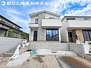 【外観】建物完成しました。完成済みの為、即内覧、即入居が可能です。あったらいいなの設備も充実してます。