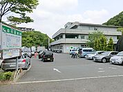 【森の里病院】758ｍ　院内はきれいで、待ち時間も少なく診てくださいます。丁寧で親切です。
