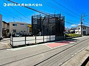 【現地写真：令和8年7月完成予定】※同メーカーのモデルハウスがございます。