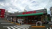 【まいばすけっと 座間相武台1丁目店】400ｍ　夜11時まで営業している為、夜遅くでも調味料や青果などを買うことが出来ます。