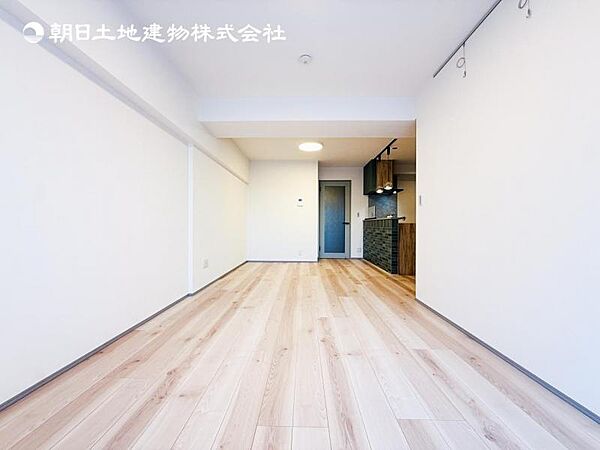 リビング/ダイニングを拡大表示