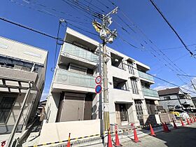 マハナ  ｜ 兵庫県尼崎市七松町１丁目18番22号（賃貸アパート2LDK・3階・61.05㎡） その1