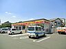 周辺：デイリーヤマザキ足立江北1丁目店 徒歩3分。コンビニ 230m