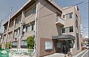 医療法人社団三奉会井上病院 徒歩7分。病院 550m