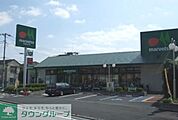 マルエツ伊興店 徒歩9分。スーパー 720m
