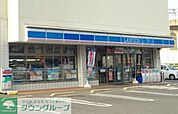 ローソン 徒歩5分。コンビニ 370m