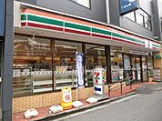 セブンイレブン 790m