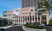 越谷ツインシティ 徒歩5分。ショッピングセンター 390m
