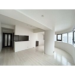 スカイコート上杉 10階3SLDKのリビング/ダイニング