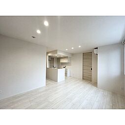 Ａｌｂｅｍａｒｌｅ上杉 2階2LDKのリビング/ダイニング