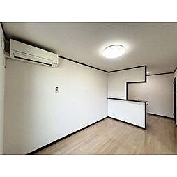 ウィンウッド河原町 1階1LDKのリビング/ダイニング