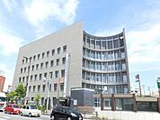 役所「大阪市西淀川区役所まで1432m」